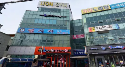 필치과의원 — 업체가 네이버 플레이스에 올린 사진 1