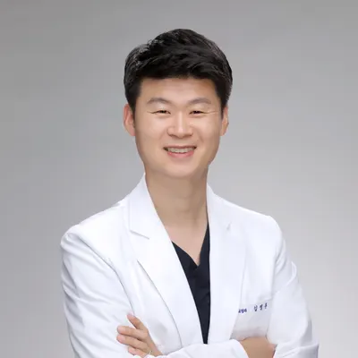 연세영훈치과교정과치과의원 — 업체가 네이버 플레이스에 올린 사진 2