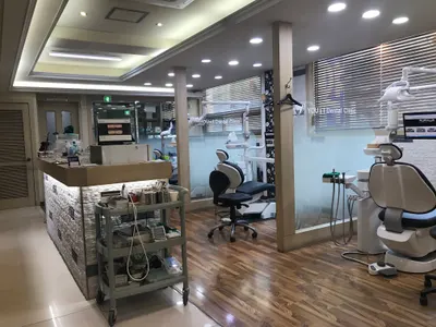 유앤아이치과의원 — 업체가 네이버 플레이스에 올린 사진 2