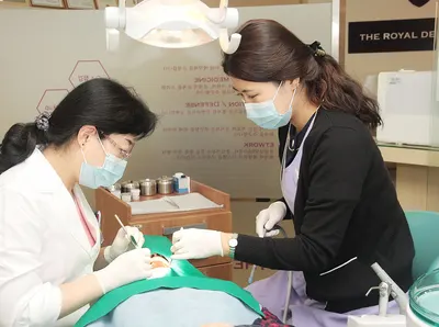 로덴치과의원 — 업체가 네이버 플레이스에 올린 사진 1