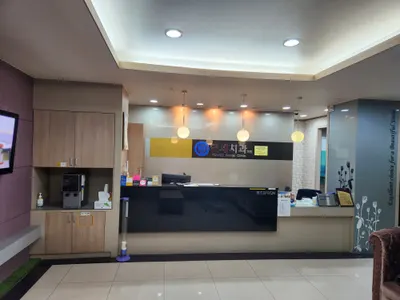 연세치과의원 — 업체가 네이버 플레이스에 올린 사진 2