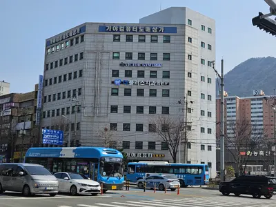 더플러스치과의원 — 업체가 네이버 플레이스에 올린 사진 2