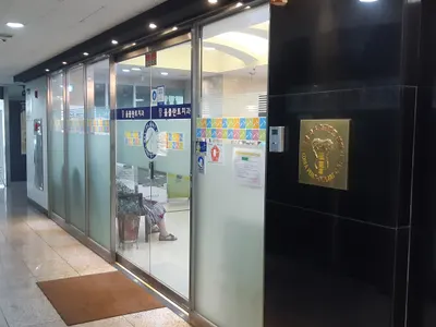 올플란트치과의원 — 업체가 네이버 플레이스에 올린 사진 1
