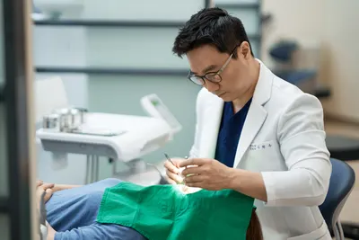 더행복한치과의원 — 업체가 네이버 플레이스에 올린 사진 1