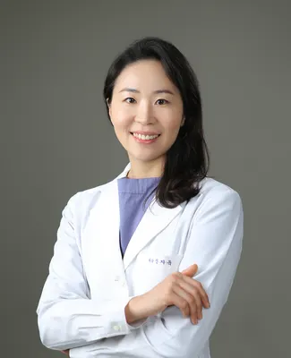 바른신치과의원 — 업체가 네이버 플레이스에 올린 사진 1