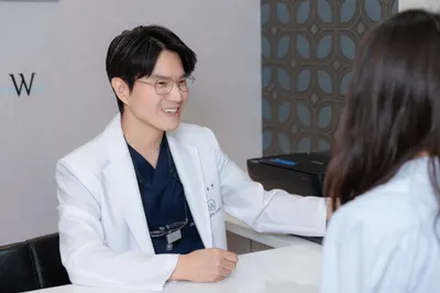 더블유치과의원 — 업체가 네이버 플레이스에 올린 사진 2