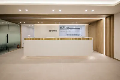 유담치과의원 — 업체가 네이버 플레이스에 올린 사진 3