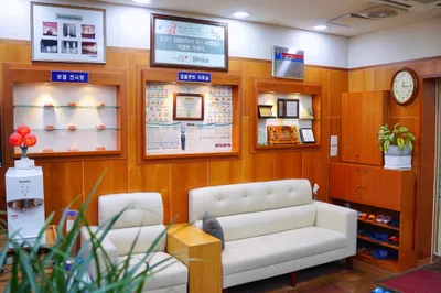 장두익치과의원 — 업체가 네이버 플레이스에 올린 사진 3
