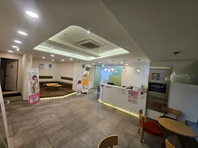 본치과의원 — 업체가 네이버 플레이스에 올린 사진 2