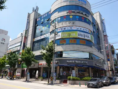 올리브치과의원 — 업체가 네이버 플레이스에 올린 사진 2