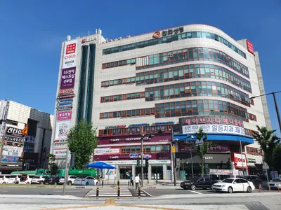 일등치과의원 — 업체가 네이버 플레이스에 올린 사진 2