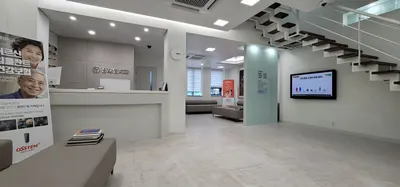 정재영치과의원 — 업체가 네이버 플레이스에 올린 사진 2