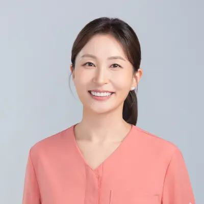 디퍼스트치과의원 압구정 본원 — 업체가 네이버 플레이스에 올린 사진 1