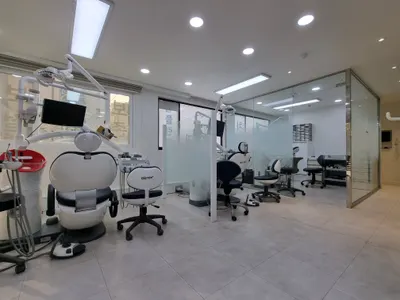 남부치과의원 — 업체가 네이버 플레이스에 올린 사진 2