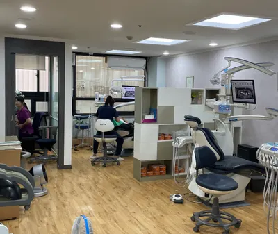 정치과의원 — 업체가 네이버 플레이스에 올린 사진 1