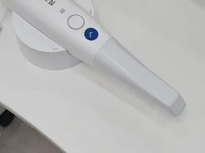 예쁜얼굴치과의원 — 업체가 네이버 플레이스에 올린 사진 2