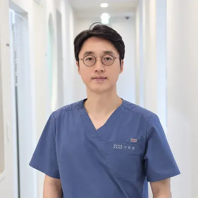 모던플란트치과의원 — 업체가 네이버 플레이스에 올린 사진 1