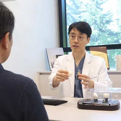 모던플란트치과의원 — 업체가 네이버 플레이스에 올린 사진 2