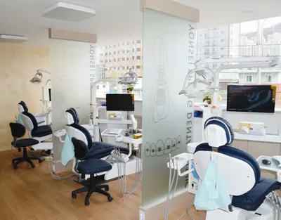 연세봄치과의원 — 업체가 네이버 플레이스에 올린 사진 2