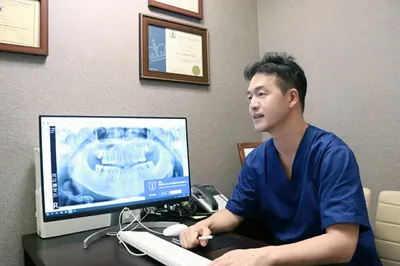 연세웰치과의원 — 업체가 네이버 플레이스에 올린 사진 1