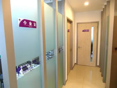 뉴욕치과의원 — 업체가 네이버 플레이스에 올린 사진 2