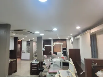 중앙치과의원 — 업체가 네이버 플레이스에 올린 사진 3