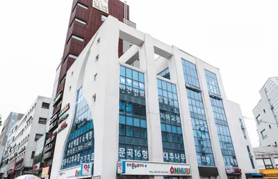 바른윤치과의원 — 업체가 네이버 플레이스에 올린 사진 2