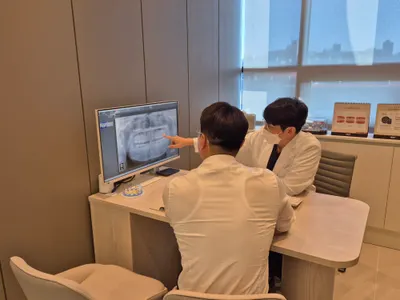 바른윤치과의원 — 업체가 네이버 플레이스에 올린 사진 3