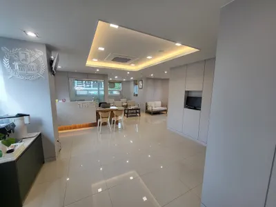 서울휴치과의원 — 업체가 네이버 플레이스에 올린 사진 2