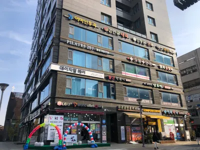 렉스과천치과의원 — 업체가 네이버 플레이스에 올린 사진 2
