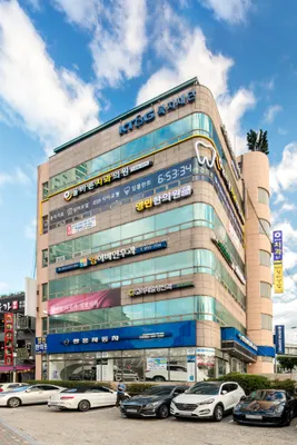올바른치과의원 — 업체가 네이버 플레이스에 올린 사진 2
