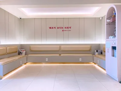 연세필치과교정과치과의원 — 업체가 네이버 플레이스에 올린 사진 3